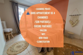 Chambre 1 René CASSINBalconWIFIMini-frigoTV